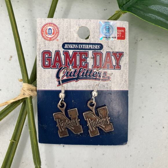 Game Day Outfitters Huskers University Nebraska Lightweight Fishook Earrings - Picture 1 of 4